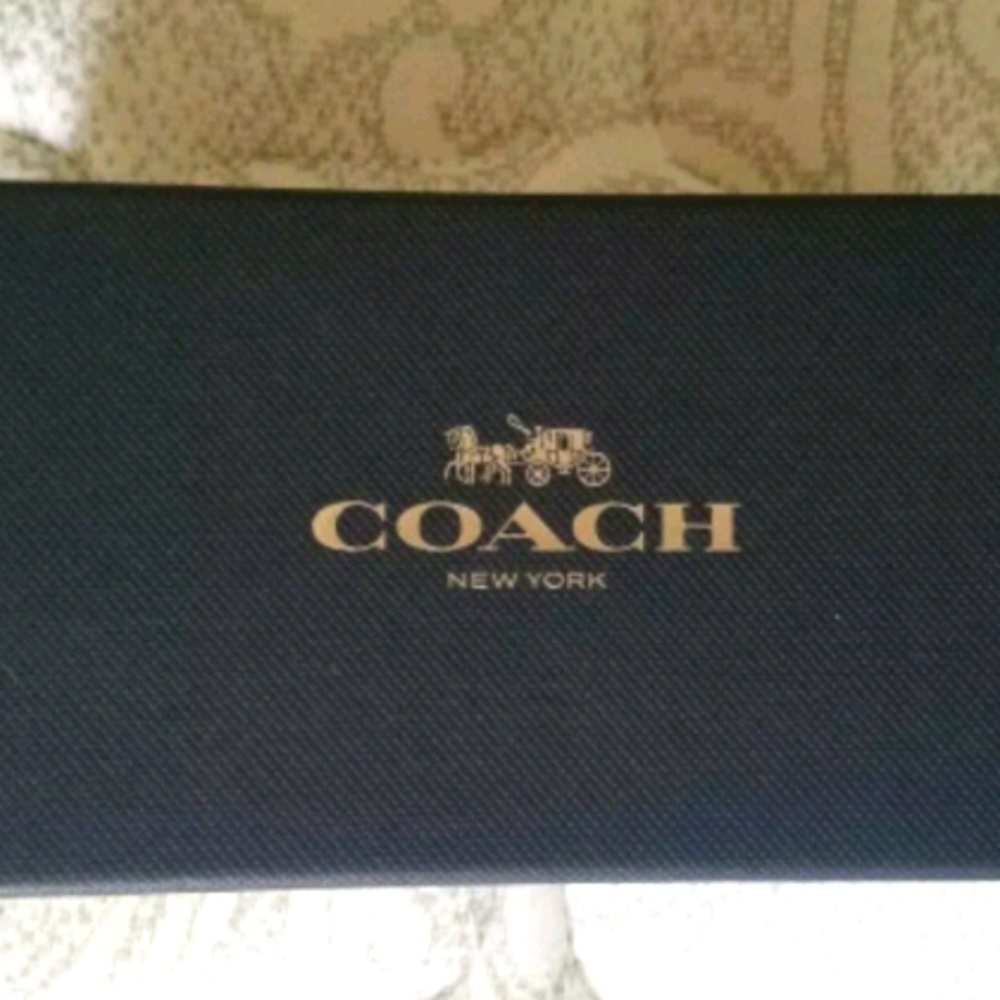 NWT box COACH boxed  4 fob Charm neon leather FOB